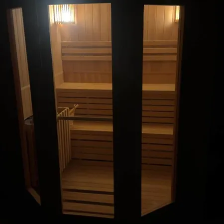 Sauna Et Jacuzzi Privatifs