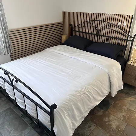 Sauna Et Jacuzzi Privatifs 리나