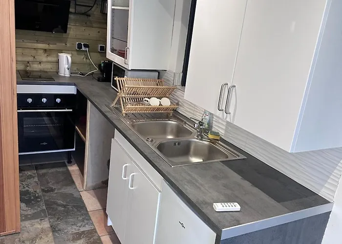 Chalé La Chrysbelle Mini Avec Sauna And Jacuzzi Linas